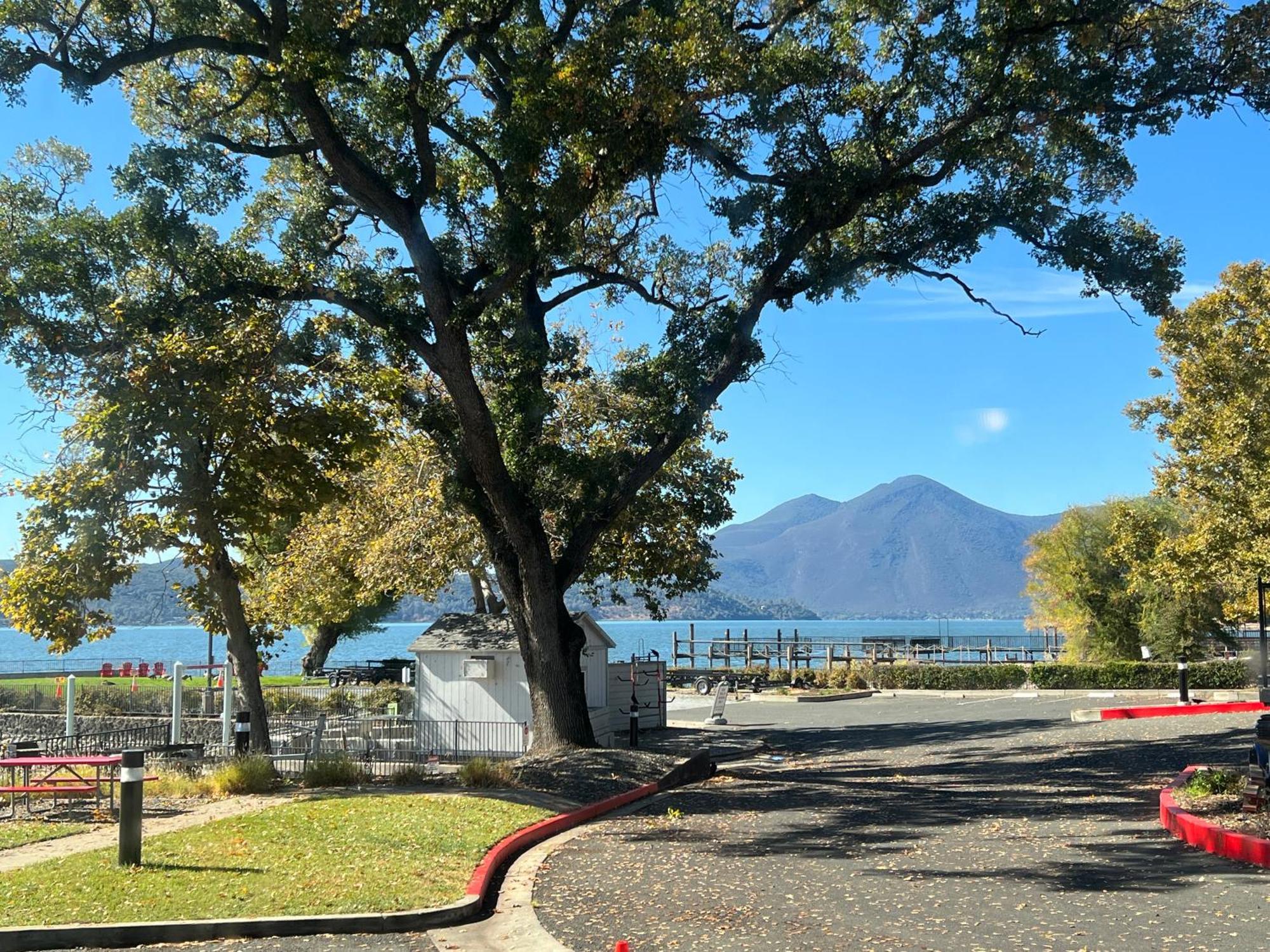 Clear Lake Cottages & Marina Clearlake Esterno foto