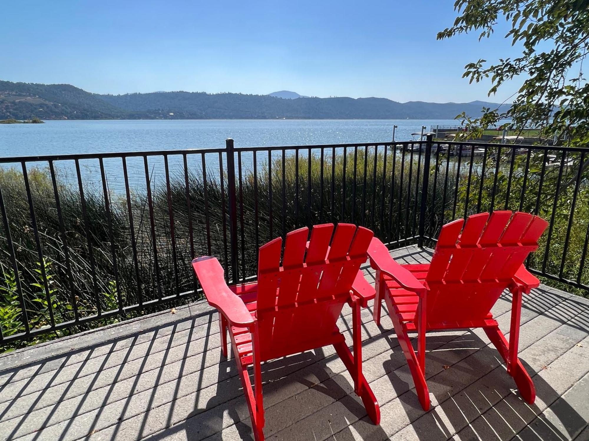 Clear Lake Cottages & Marina Clearlake Esterno foto