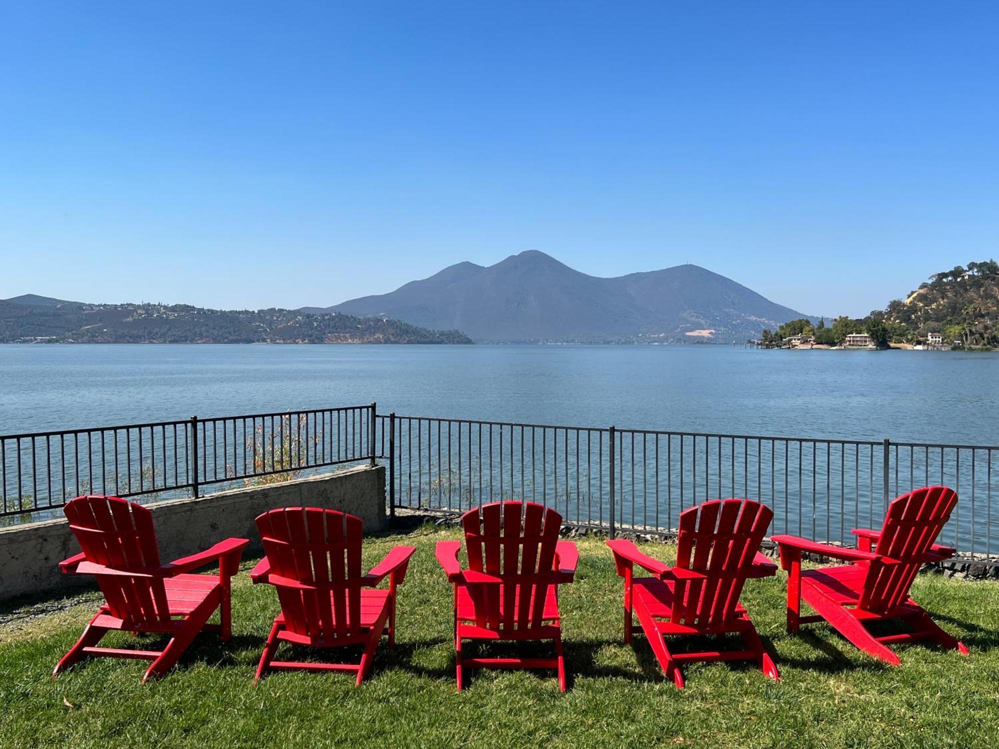 Clear Lake Cottages & Marina Clearlake Esterno foto